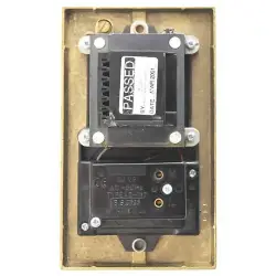 Gniazdo sieciowe z transformatorem 230 V - 115 V