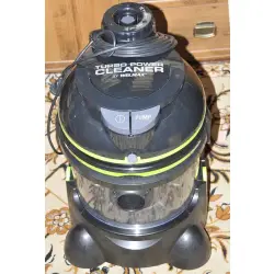 odkurzacz pioracy wodny turbo cleaner 2400 w