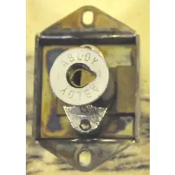 ZAMEK MEBLOWY ABLOY DO SZAFKI BARKU 43X43